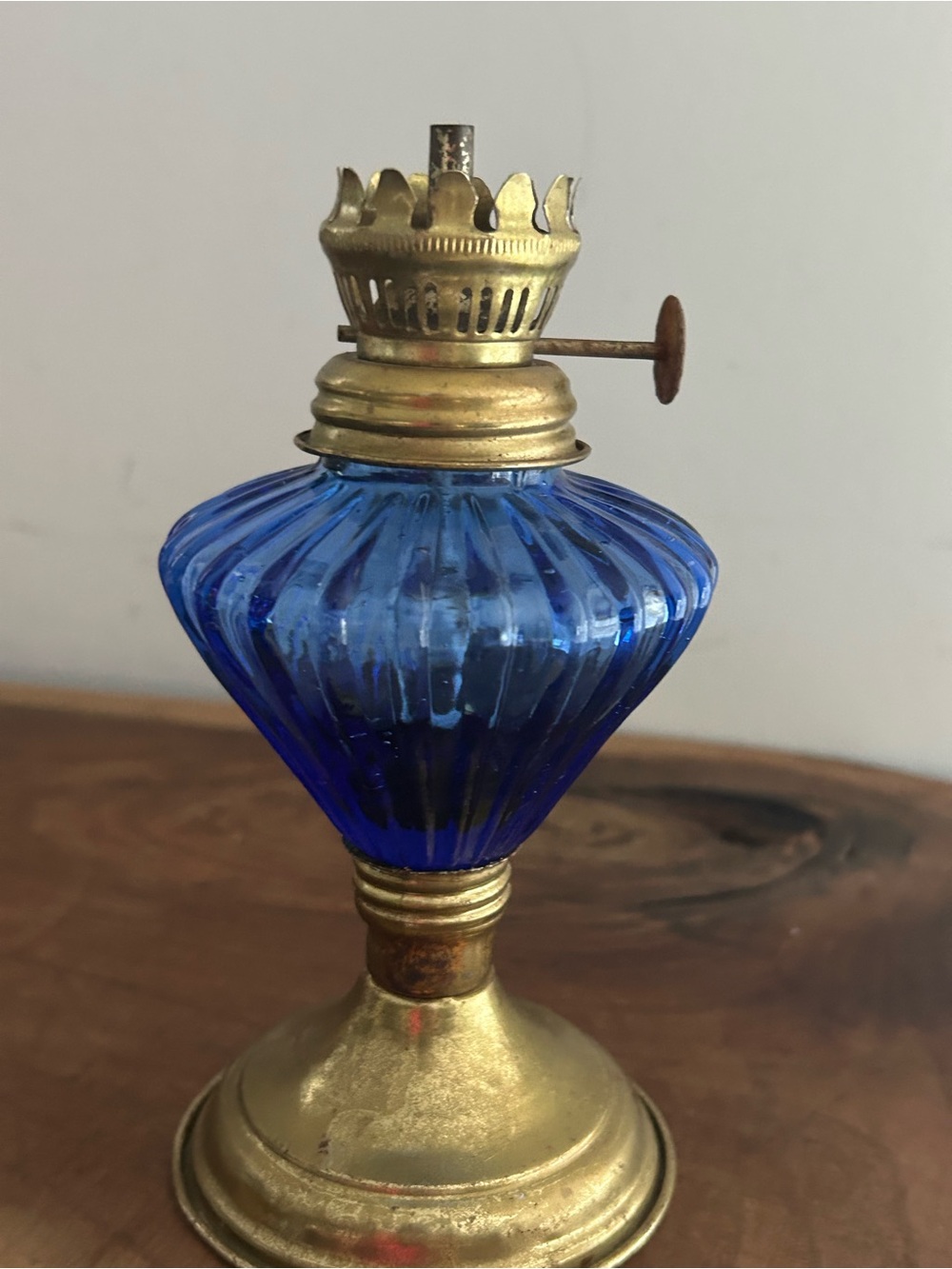Vintage 6” Brass Miniature Decorative Cobalt Blue Glass Oil Lantern - no shade